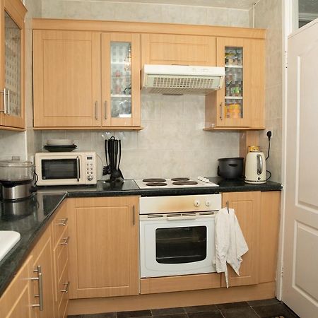 Stunning 2Nd Floor 2 Bedroom Massionette Apartment Glasgow Bagian luar foto